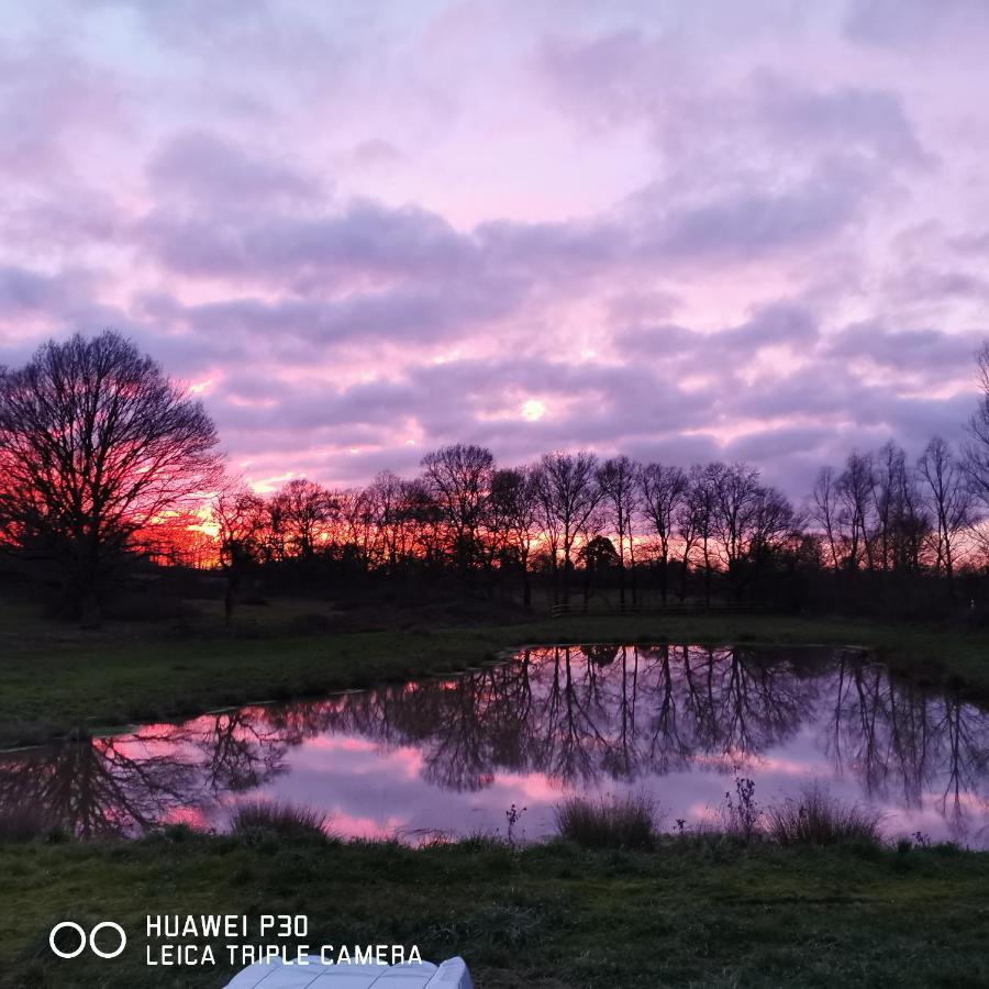 Vila Bienvenue A La Grenouillere Le Magny  Exteriér fotografie